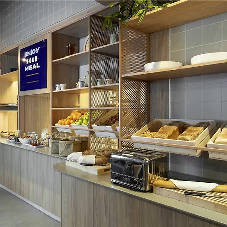 Adagio Access Centrum Dampoort ホテル *