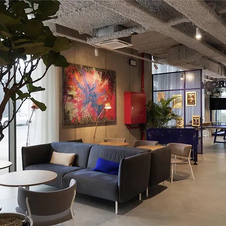 Adagio Access Centrum Dampoort ホテル