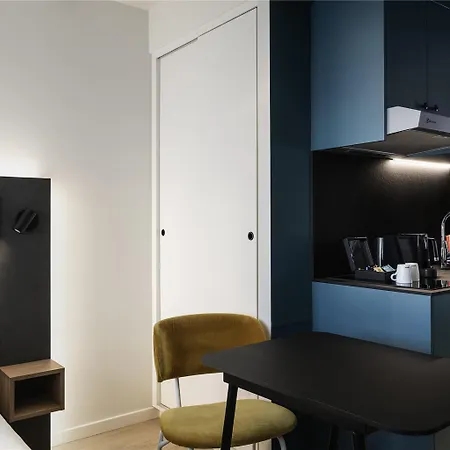 Adagio Access Centrum Dampoort ホテル *